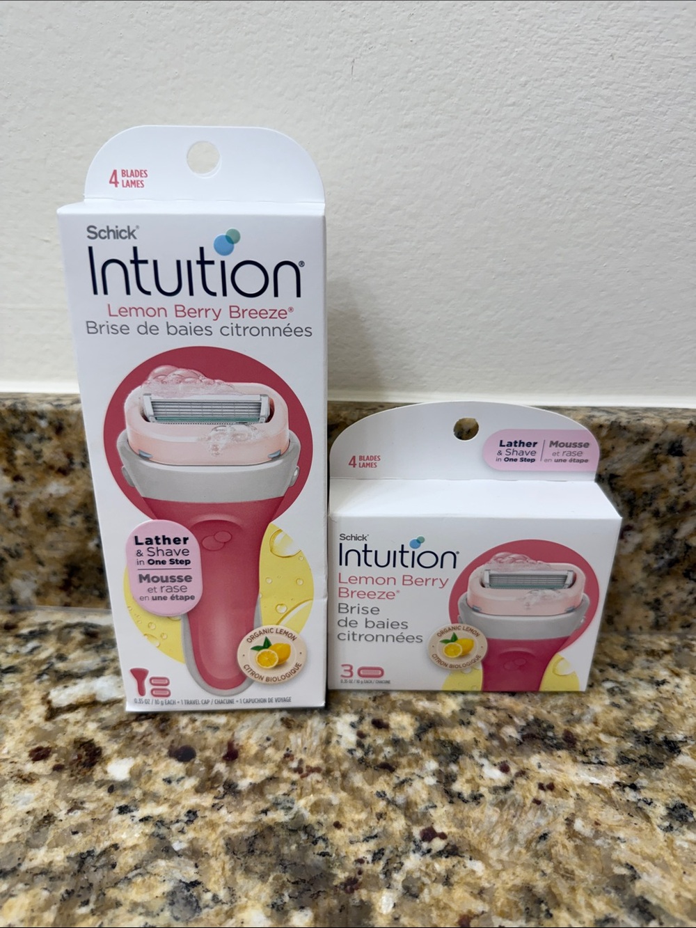 NWT Schick Intuition Lemon Berry Breeze Razor Set